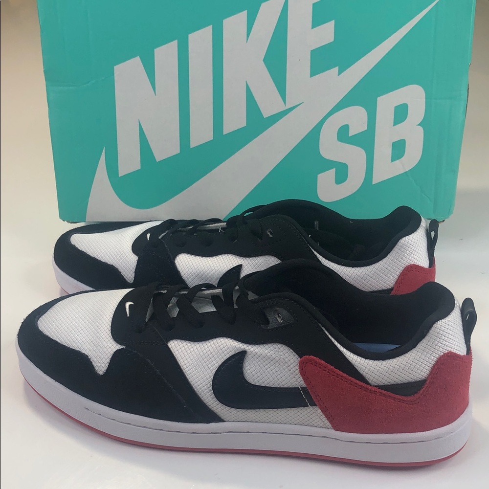 NEW Nike SB Alleyoop Black Toe Chicago Sneaker Men's 11 Red White CJ0882-102